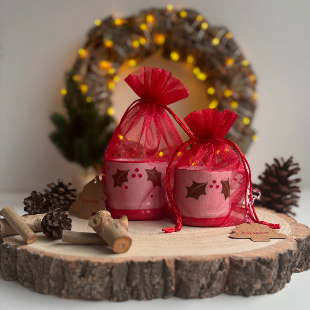 Classic Christmas Mug Candles