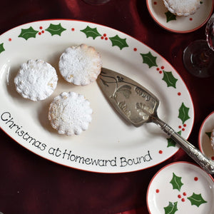 Classic Christmas Oval Serving Platter